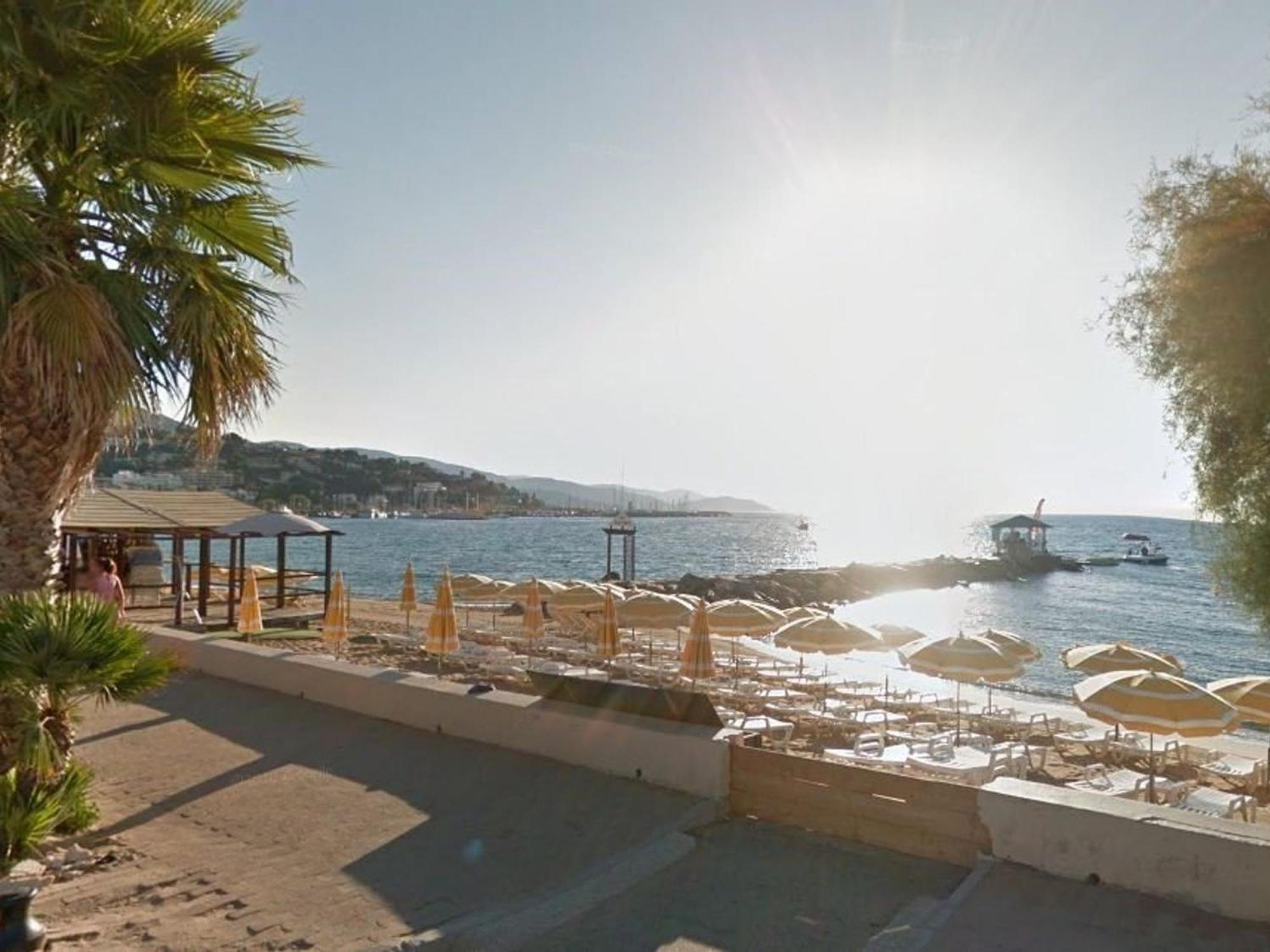 Studio Climatise Au Lavandou Avec Terrasse, Parking Et Environnement Calme - 3 Couchages - Fr-1-251-167 르 라방두 외부 사진