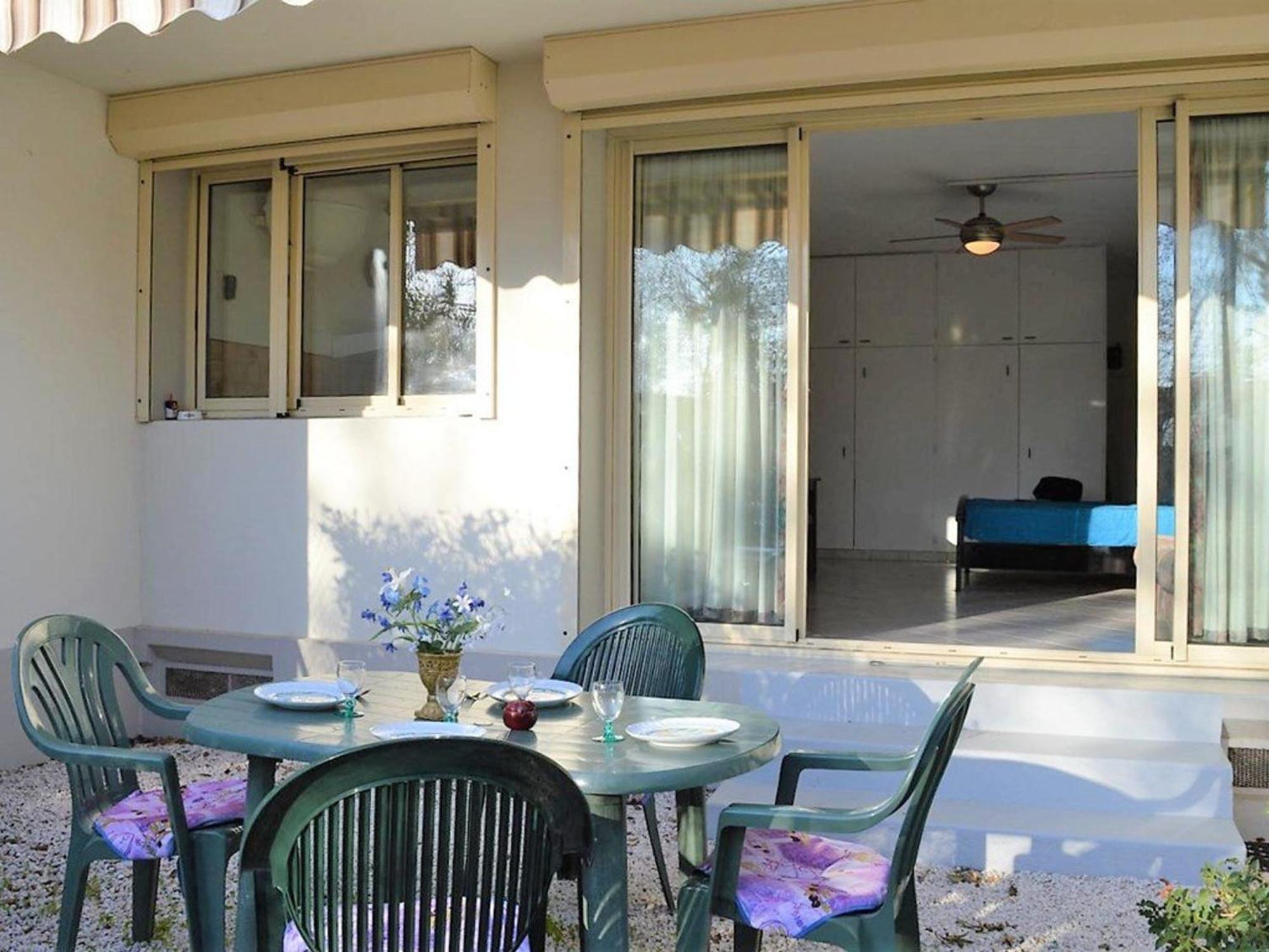 Studio Climatise Au Lavandou Avec Terrasse, Parking Et Environnement Calme - 3 Couchages - Fr-1-251-167 르 라방두 외부 사진
